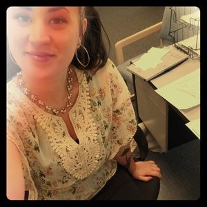 Meet your Posher, Lavina